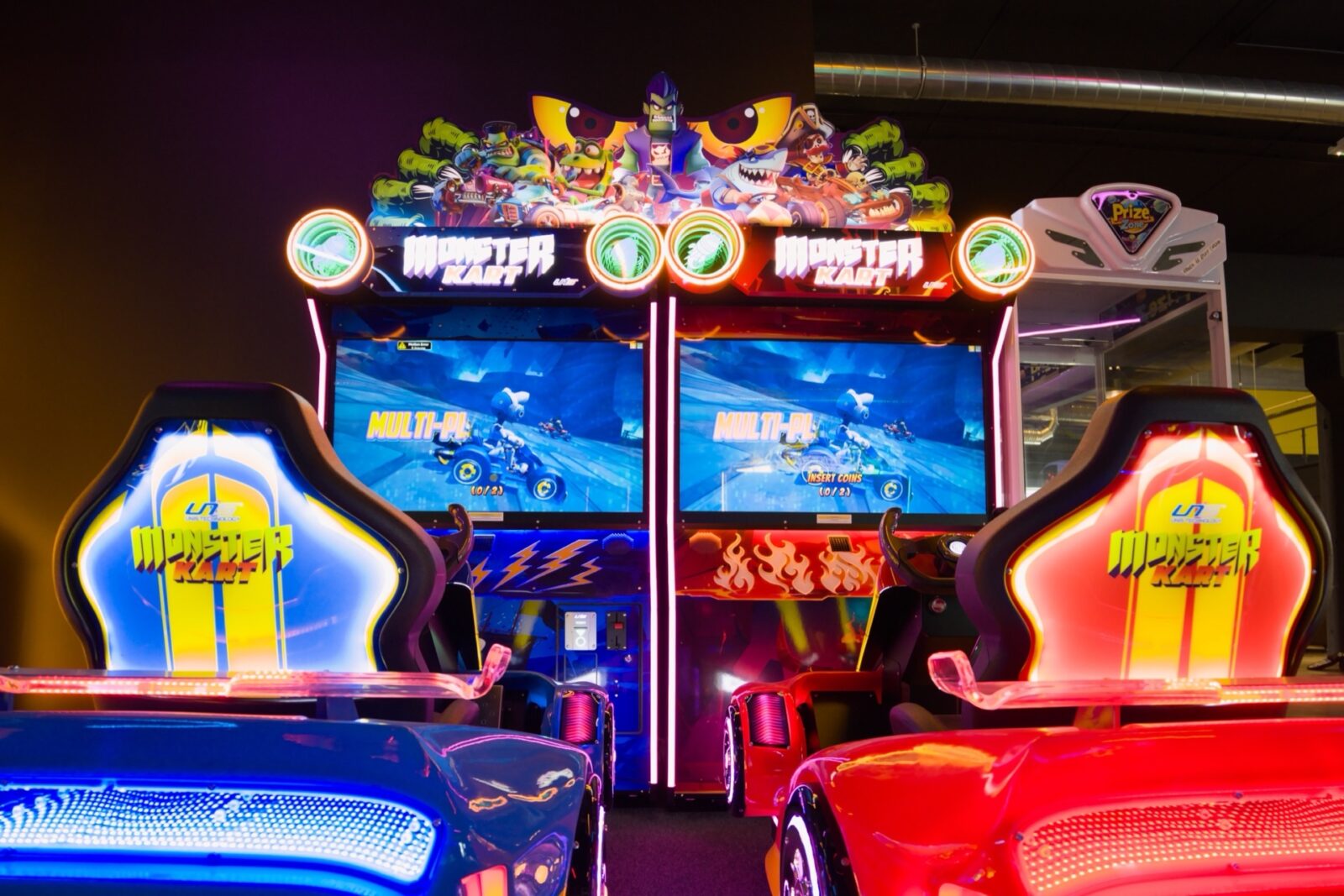 Bornes d’arcade Monster Kart avec sièges lumineux