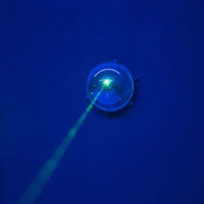 Laser vert émis d’un dispositif sous-marin